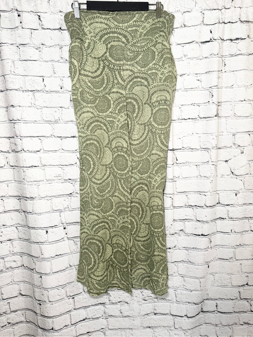 Green pants. Size M